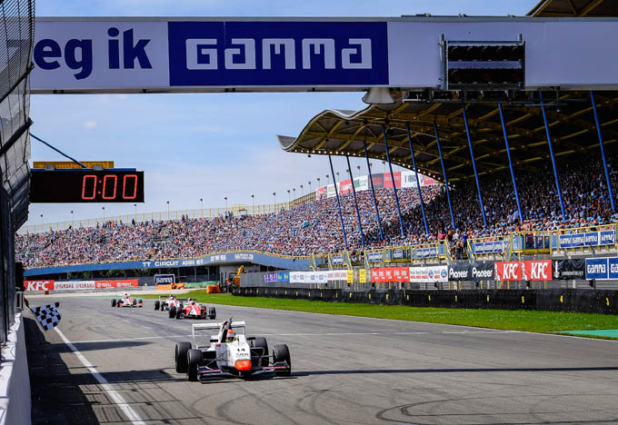 NEC Finish race 2 Assen